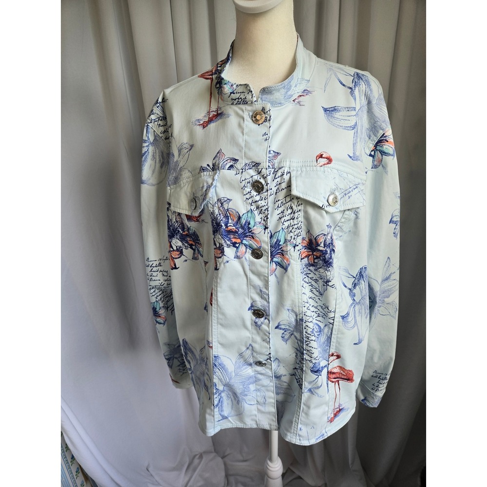 Chicos Bon Voyage Sateen Jacket Light Blue Flamingo Floral Script Print Size 4